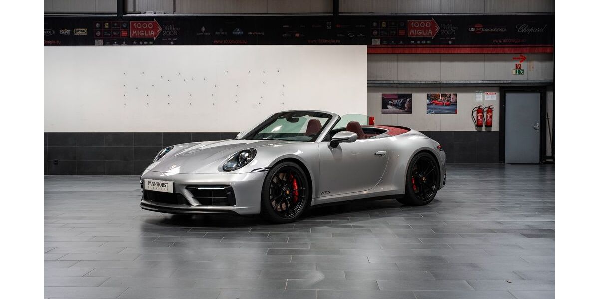 Porsche 992 6.093 km 165.000 &euro; Gütersloh 33332