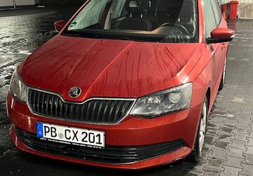 Skoda Fabia 92.806 km 9.200 &euro; Paderborn 33106