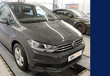 VW Touran 97.341 km 22.985 &euro; Gütersloh 33334