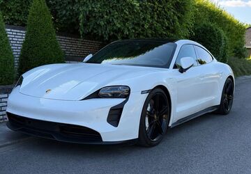 Porsche Taycan 28.000 km 85.400 &euro; Ennigerloh 59320