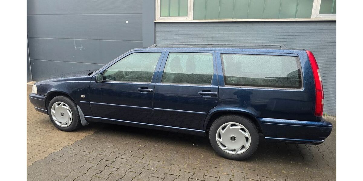 Volvo V70 168.200 km 6.290 &euro; Paderborn 33102