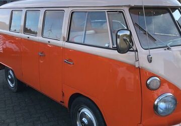 VW T1 49.900 km 84.900 &euro; Paderborn 33104