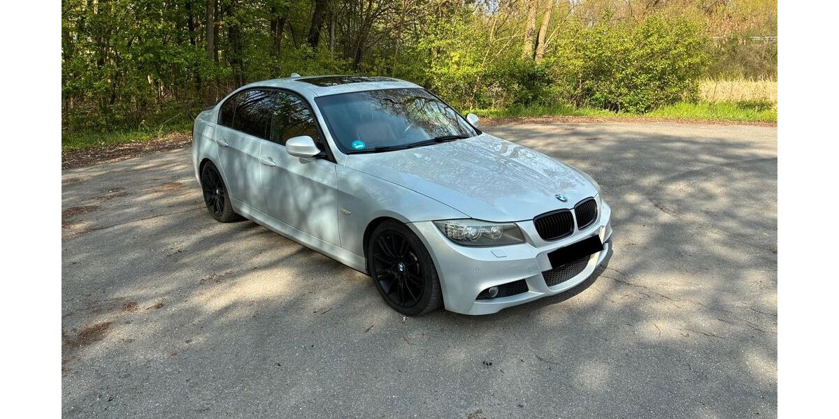 BMW 330 265.000 km 8.200 &euro; Paderborn 33106