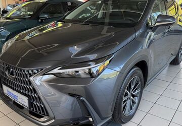 Lexus NX 450h 7.815 km 50.490 &euro; Paderborn 33104