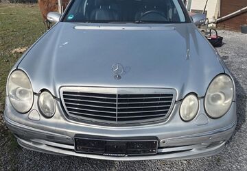 Mercedes-Benz E 280 408.796 km 3.300 &euro; Warstein 59581