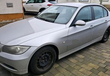 BMW 318 300.000 km 2.500 &euro; Rüthen 59602
