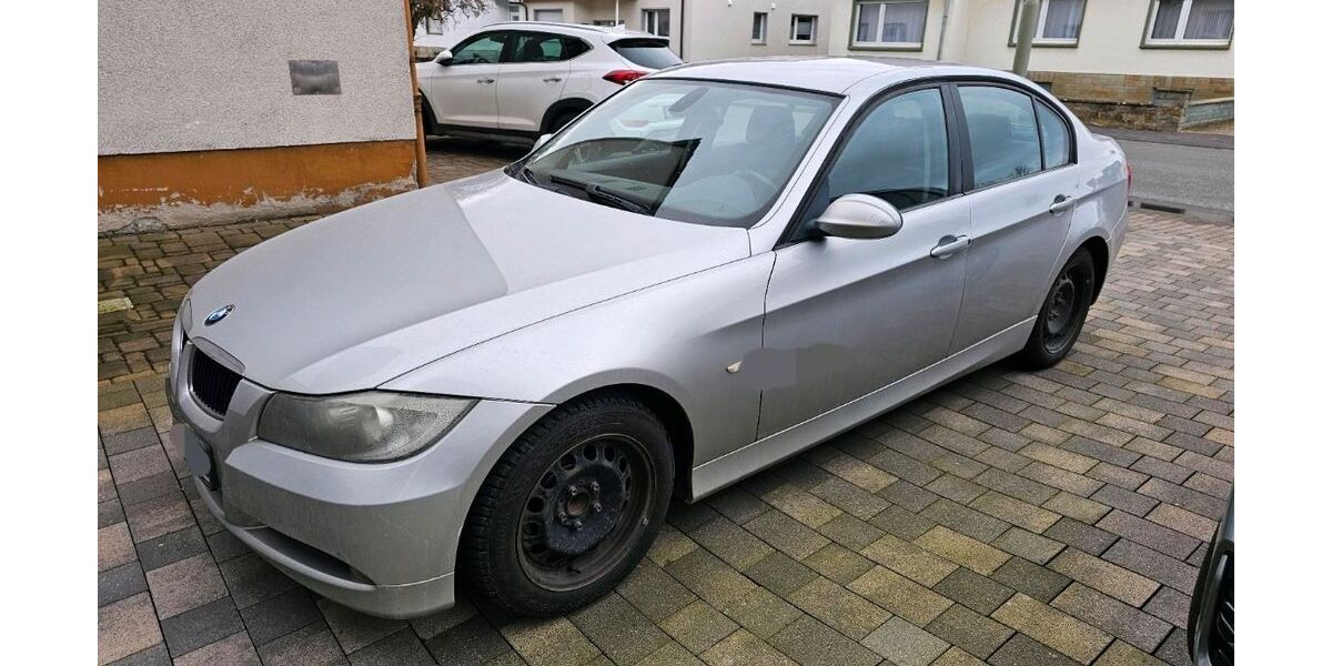 BMW 318 300.000 km 2.500 &euro; Rüthen 59602