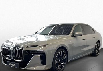 BMW 740 14.529 km 92.999 &euro; Paderborn 33104