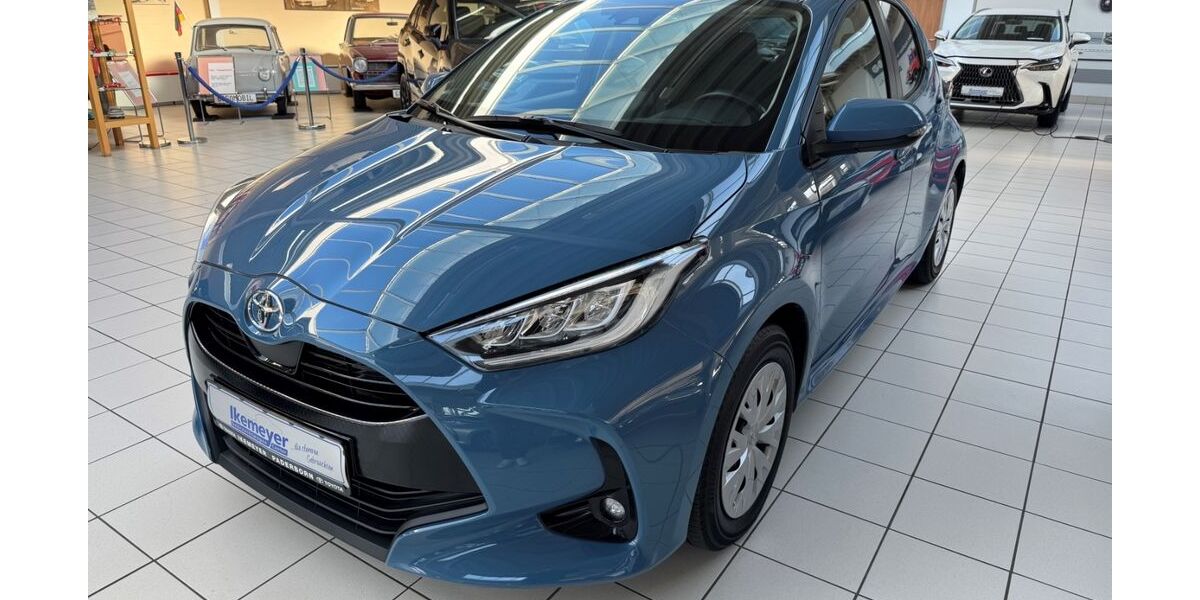 Toyota Yaris 51.240 km 16.490 &euro; Paderborn 33104