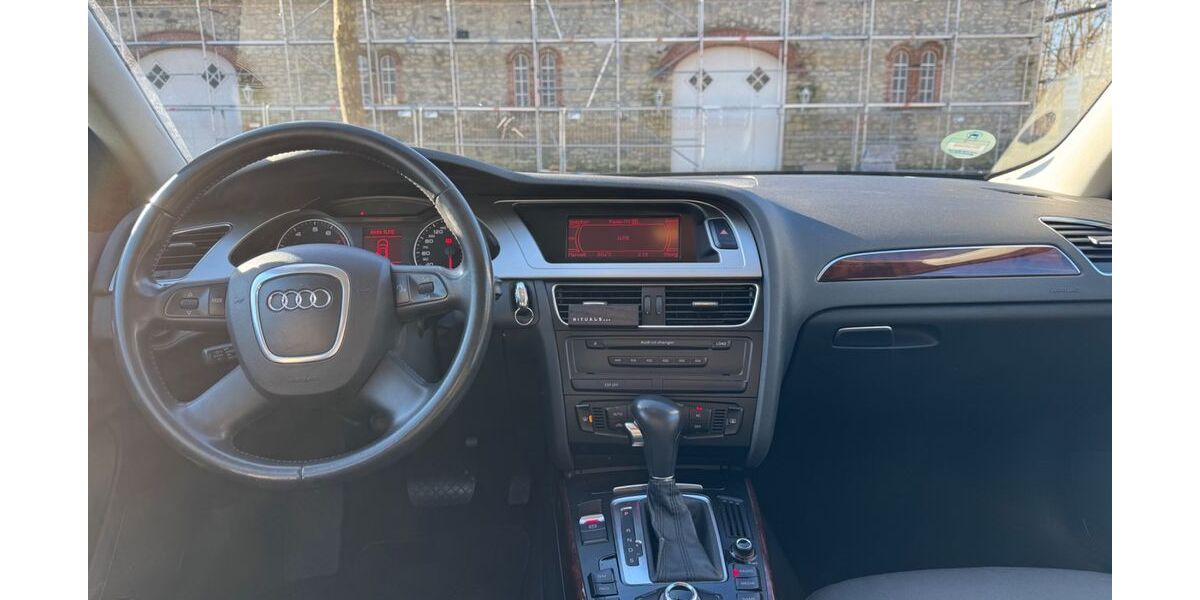 Audi A4 125.000 km 7.500 &euro; Möhnesee 59519