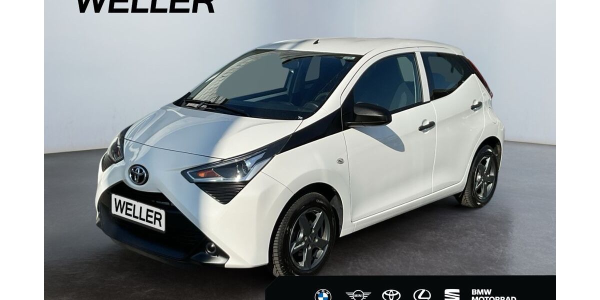 Toyota Aygo (X) 55.000 km 9.390 &euro; Gütersloh 33330