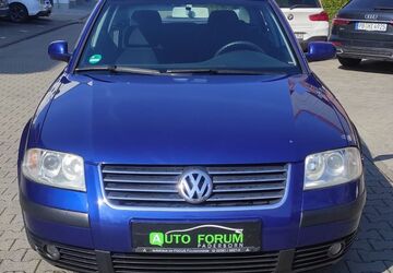 VW Passat 148.000 km 1.499 &euro; Paderborn 33102