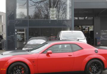 Dodge Challenger 3.510 km 109.950 &euro; Gütersloh 33332