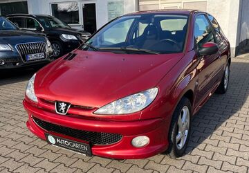 Peugeot 206 145.000 km 3.550 &euro; Paderborn 33098