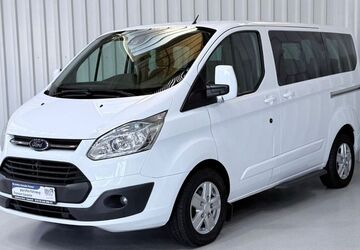 Ford Tourneo Custom 199.000 km 13.950 &euro; Lippstadt 59555