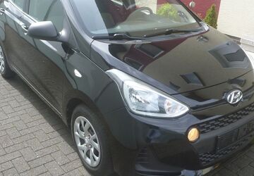 Hyundai i10 77.600 km 6.850 &euro; Verl 33415