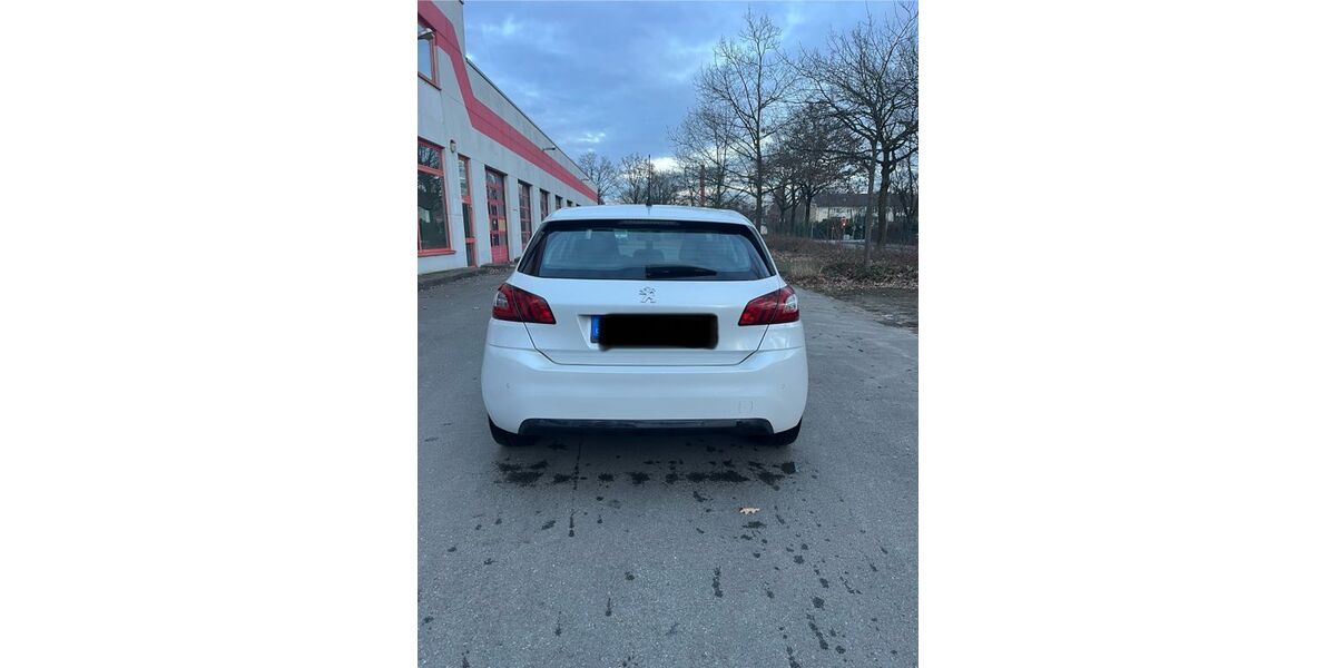 Peugeot 308 130.400 km 5.700 &euro; Gütersloh 33332