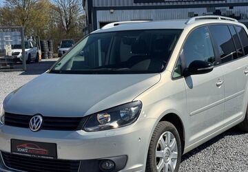 VW Touran 167.984 km 7.799 &euro; Salzkotten 33154