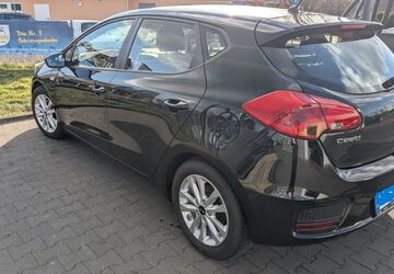 Kia ceed / Ceed 65.328 km 8.850 &euro; Büren 33142