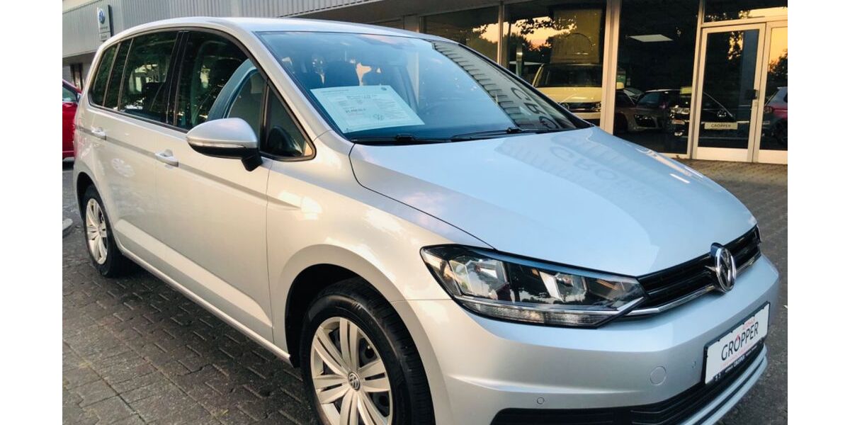 VW Touran 86.900 km 17.900 &euro; Paderborn 33104