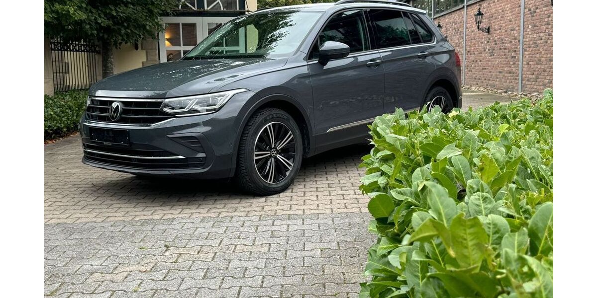 VW Tiguan 22.500 km 31.850 &euro; Gütersloh 33335