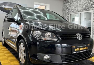 VW Touran 155.526 km 9.450 &euro; Anröchte 59609
