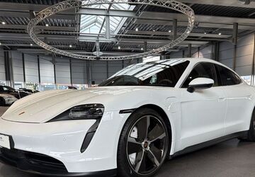 Porsche Taycan 30.550 km 66.890 &euro; Paderborn 33100
