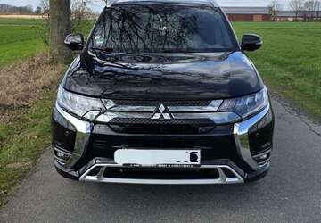 Mitsubishi Outlander 83.000 km 23.000 &euro; Soest 59494