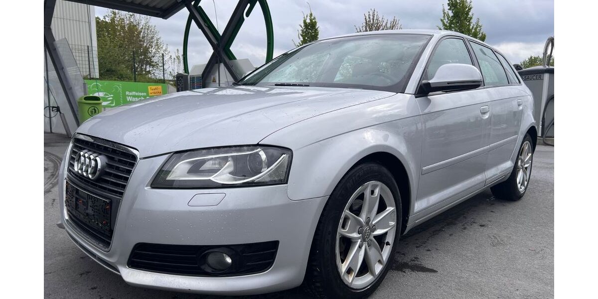 Audi A3 276.000 km 5.500 &euro; Paderborn 33100