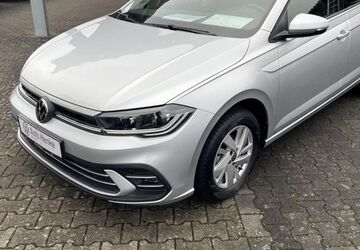 VW Polo 23.099 km 16.999 &euro; Büren 33142