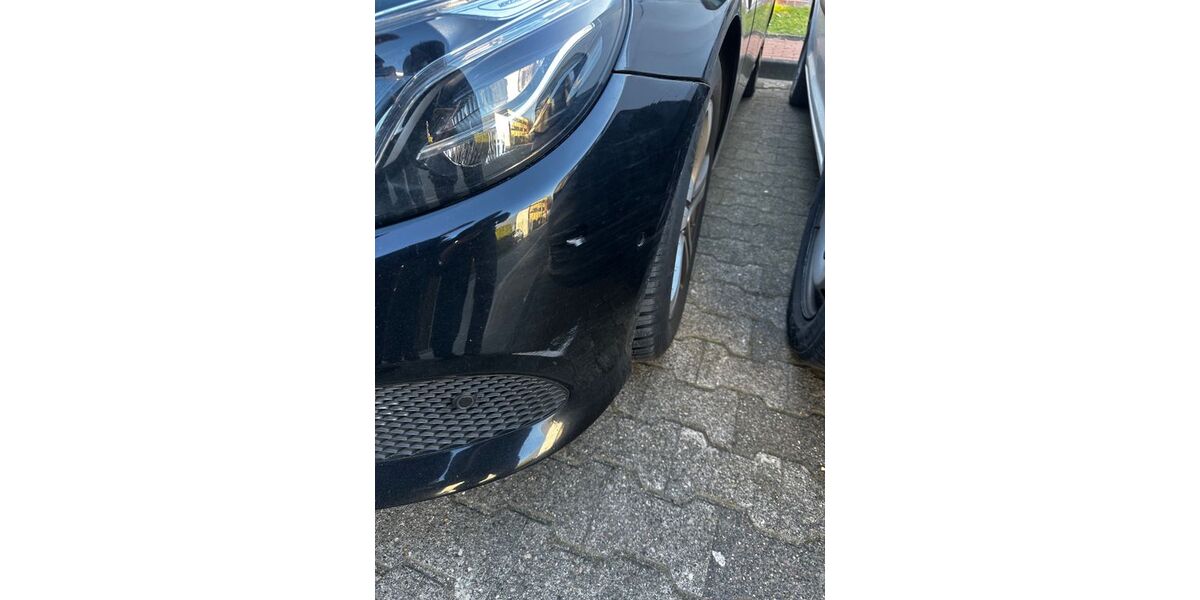 Mercedes-Benz E 220 215.000 km 16.000 &euro; Paderborn 33106