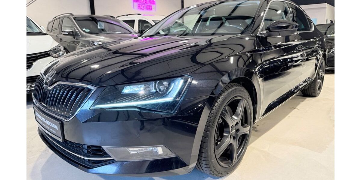 Skoda Superb 134.567 km 18.990 &euro; Paderborn 33102