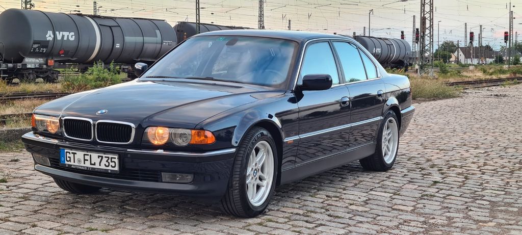 BMW 735 265.000 km 15.500 &euro; Gütersloh 33330
