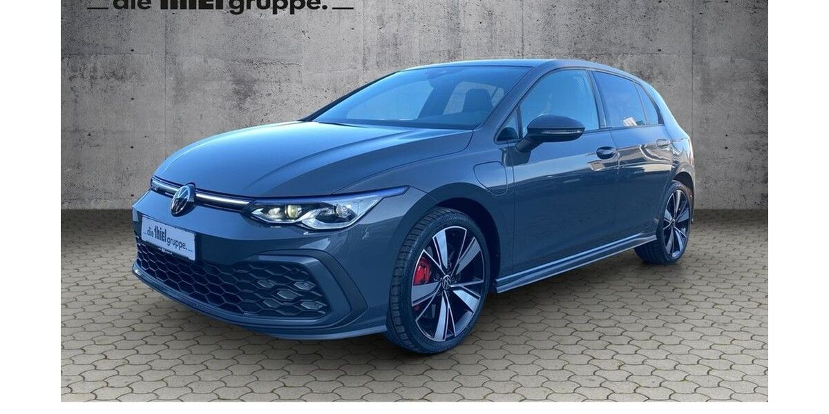 VW Golf 83.400 km 25.990 &euro; Paderborn 33104