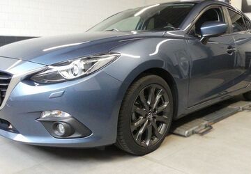 Mazda 3 88.500 km 12.990 &euro; Paderborn 33106