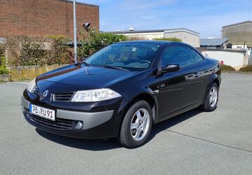 Renault Megane 68.900 km 4.750 &euro; Paderborn 33102