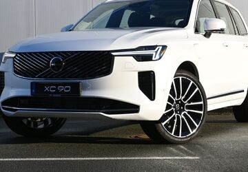 Volvo XC90 3.500 km 83.970 &euro; Paderborn 33106