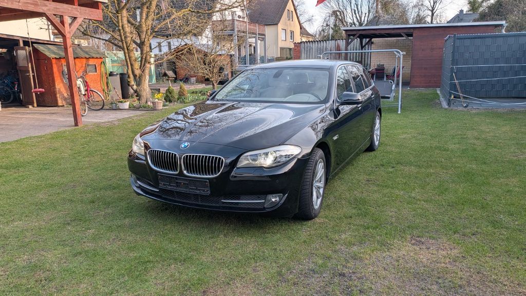 BMW 520 210.000 km 7.500 &euro; Gütersloh 33330