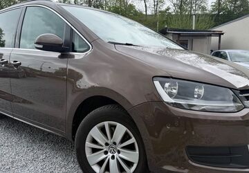 VW Sharan 203.000 km 8.699 &euro; Paderborn 33106