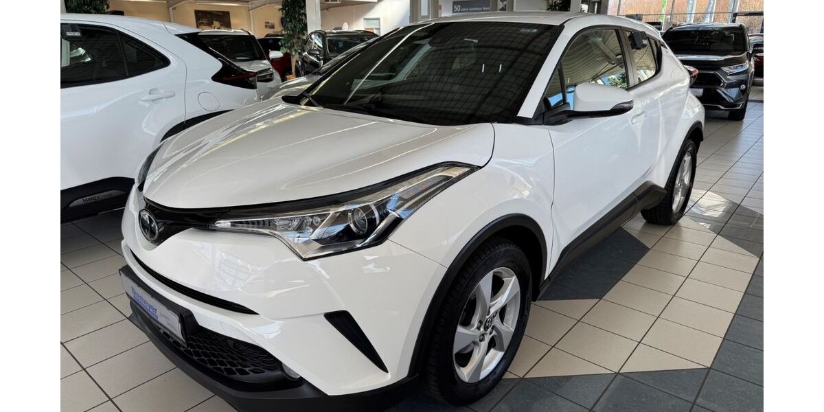 Toyota C-HR 80.000 km 13.890 &euro; Paderborn 33104