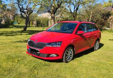 Skoda Fabia 31.824 km 13.449 &euro; Oelde 59302