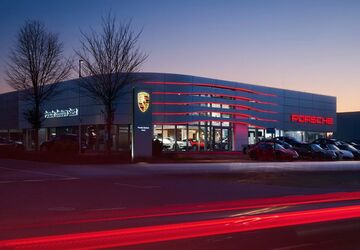 Porsche Taycan 3.900 km 91.900 &euro; Soest 59494