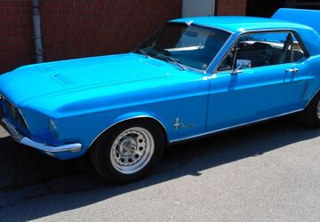 Ford Mustang 83.611 km 40.000 &euro; Paderborn 33100