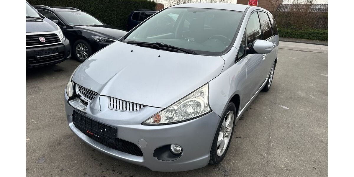 Mitsubishi Grandis 313.000 km 1.199 &euro; Paderborn 33100