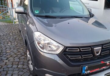 Dacia Lodgy 98.500 km 6.850 &euro; Erwitte 59597