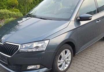Skoda Fabia 49.100 km 12.460 &euro; Bad-Sassendorf 59505