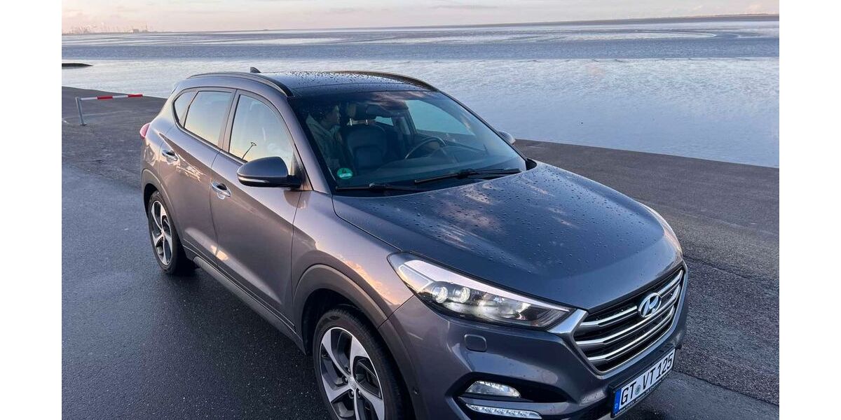 Hyundai TUCSON 168.000 km 14.900 &euro; Langenberg 33449