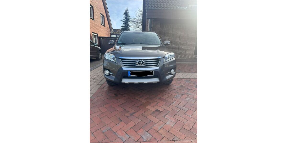 Toyota RAV 4 92.000 km 14.990 &euro; Ennigerloh 59320