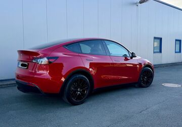 Tesla Model Y 73.369 km 33.500 &euro; Paderborn 33104