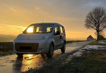 Fiat Qubo 187.000 km 2.500 &euro; Büren 33142